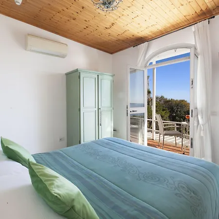 Bed and Breakfast La Maliosa D' Arienzo