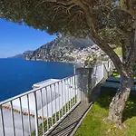 La Maliosa D' Arienzo Bed & Breakfast 3*